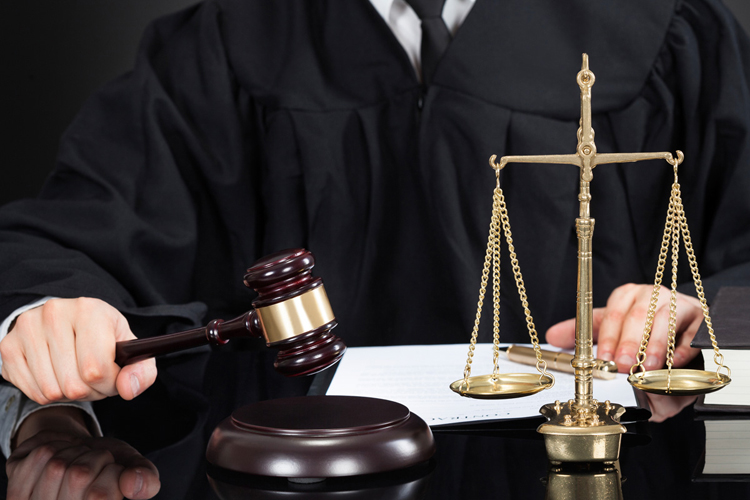 Litigation Experts in Delhi